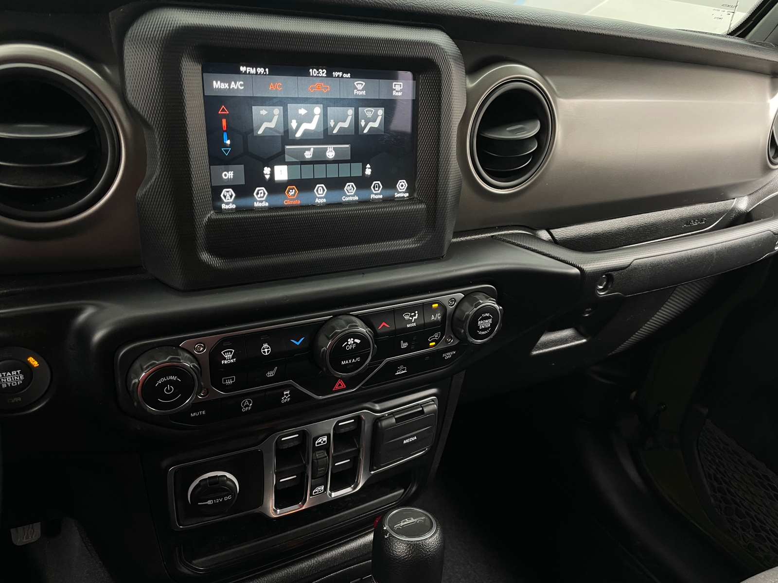 Thumbnail: 2022 Jeep Gladiator - 4