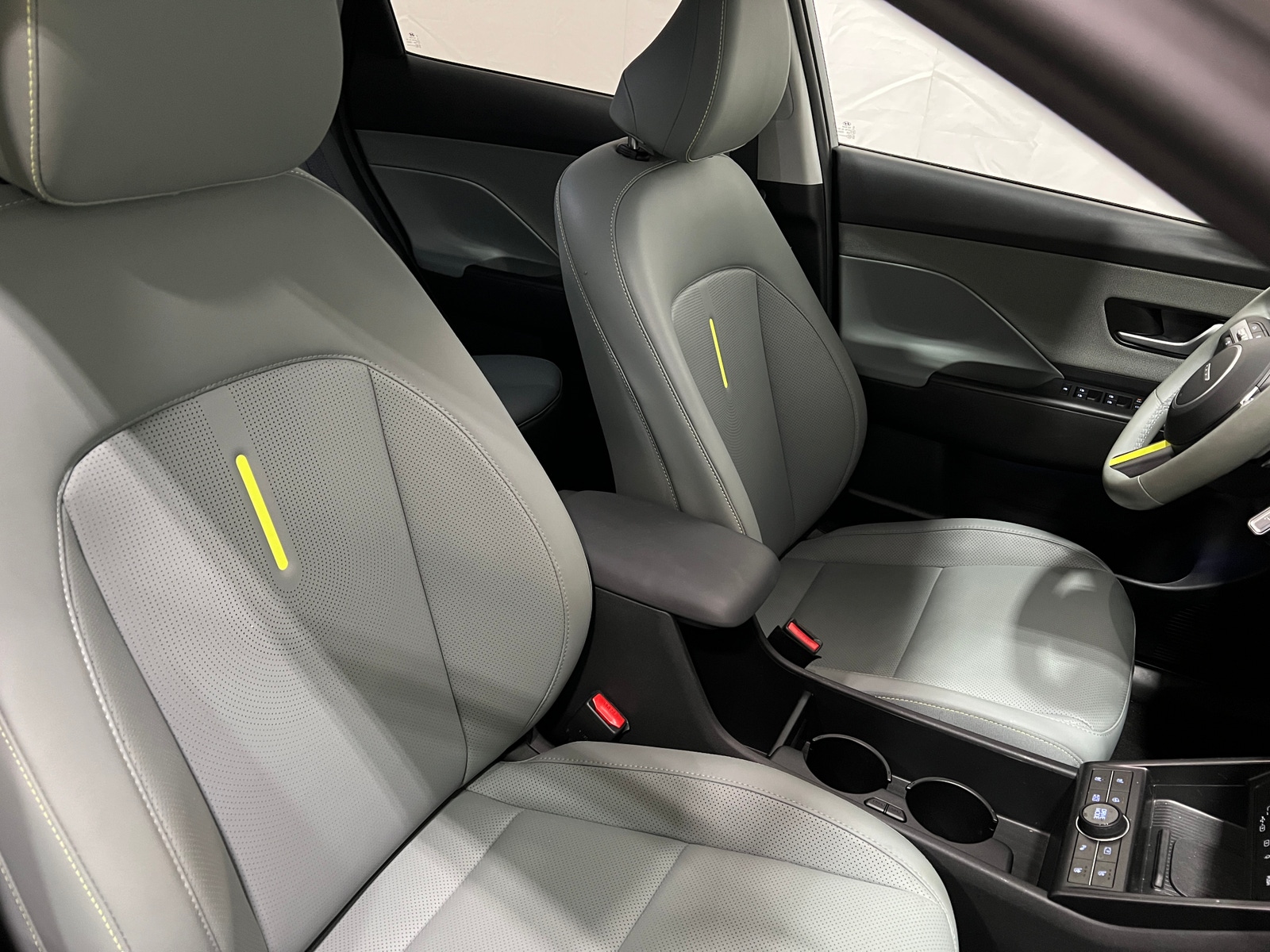 Thumbnail: 2024 Hyundai Kona - 2