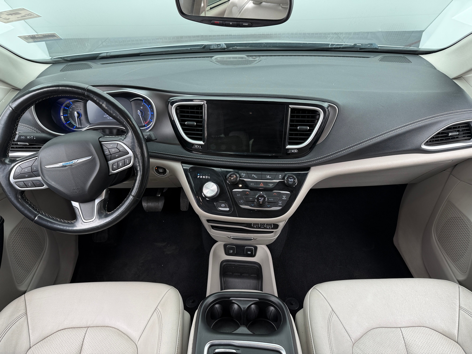 Thumbnail: 2021 Chrysler Pacifica - 2
