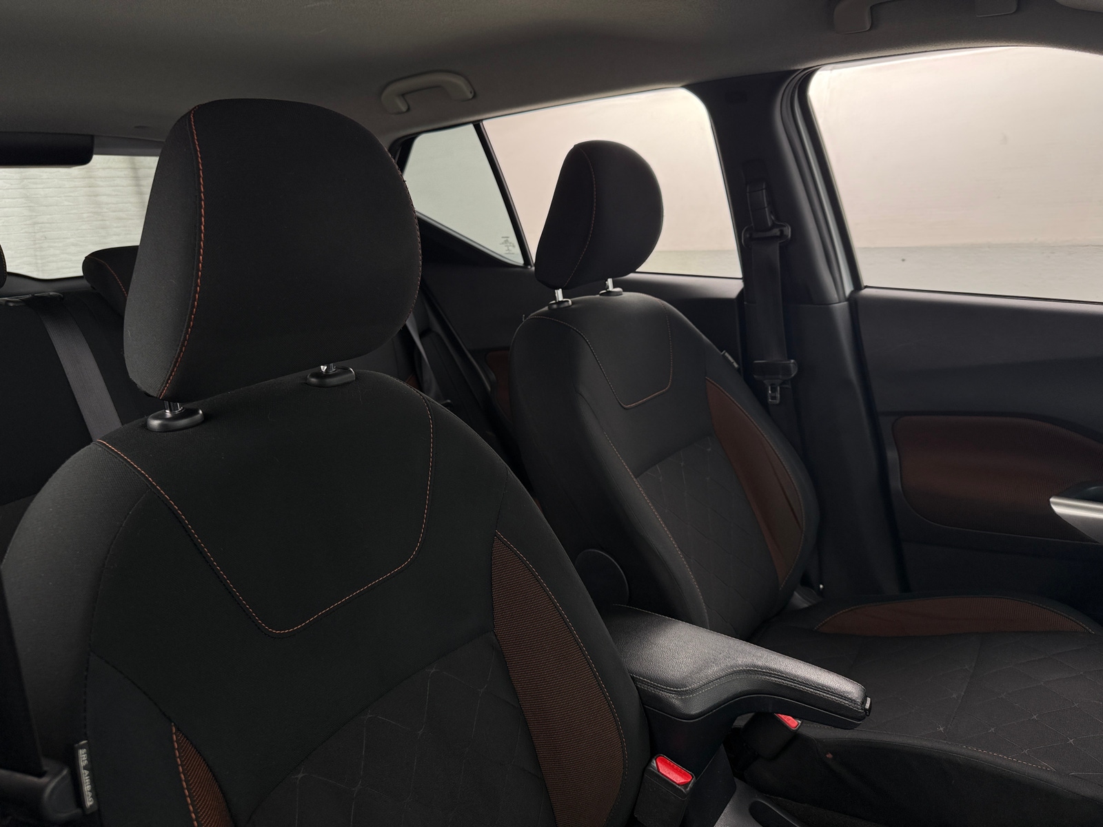 Thumbnail: 2020 Nissan Kicks - 2