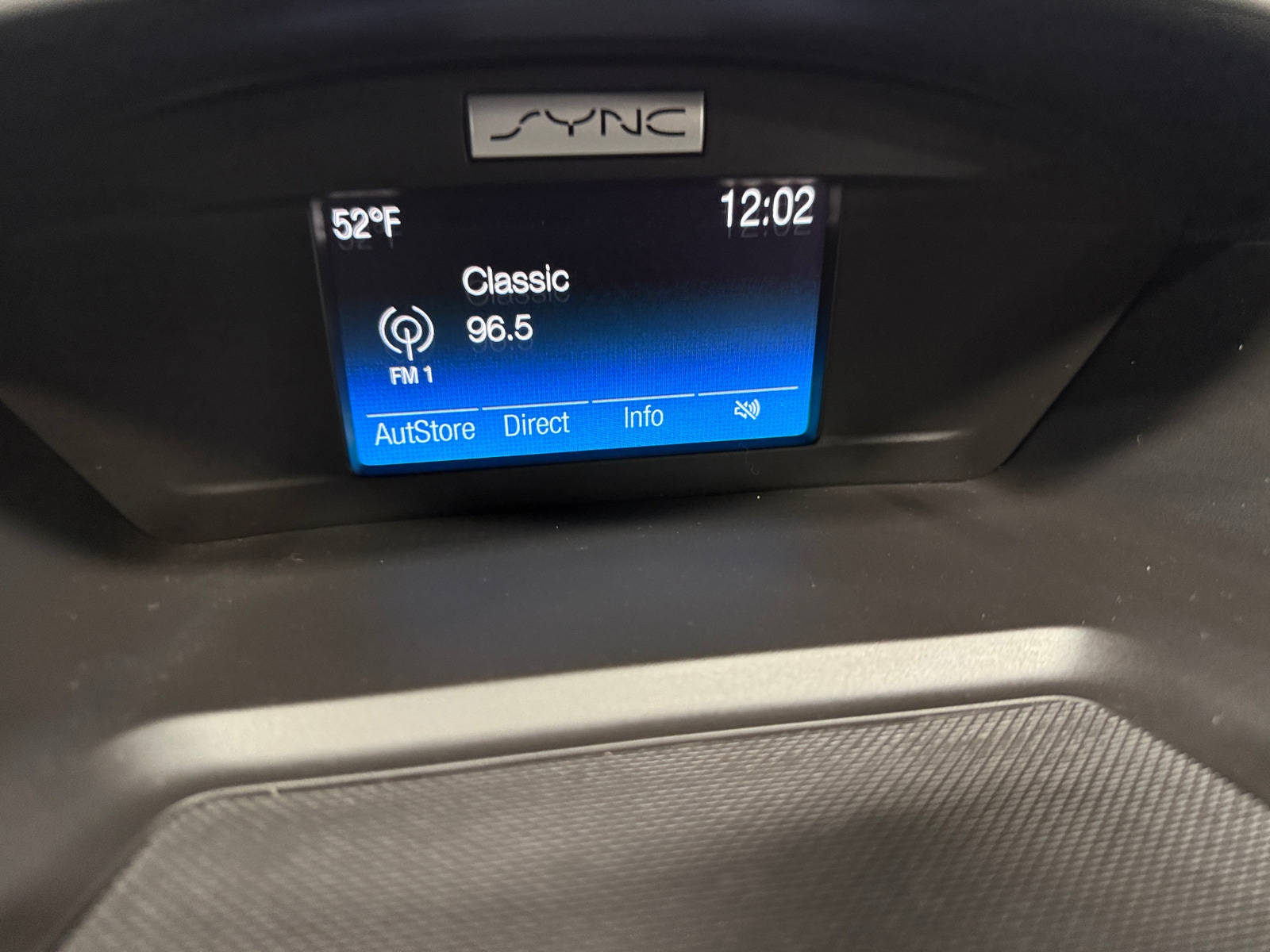 Thumbnail: 2017 Ford Escape - 4