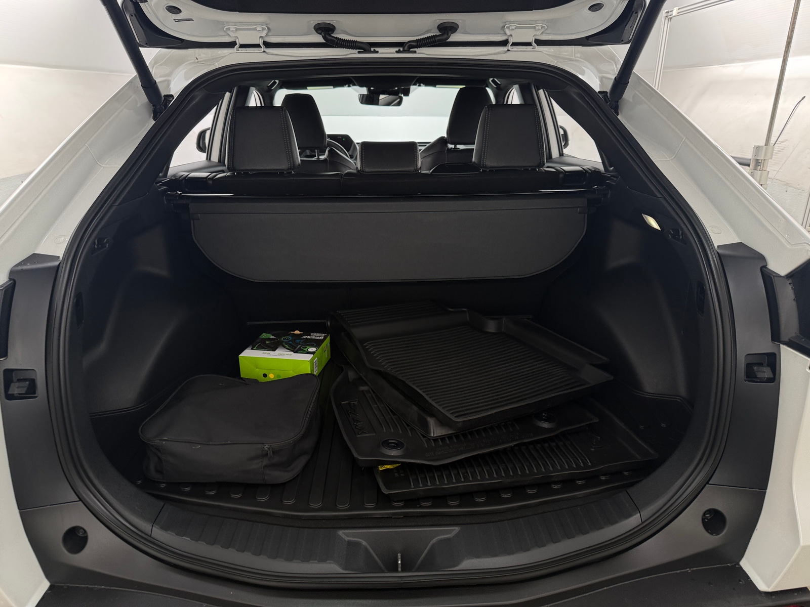 Thumbnail: 2025 Toyota bZ4X - 7