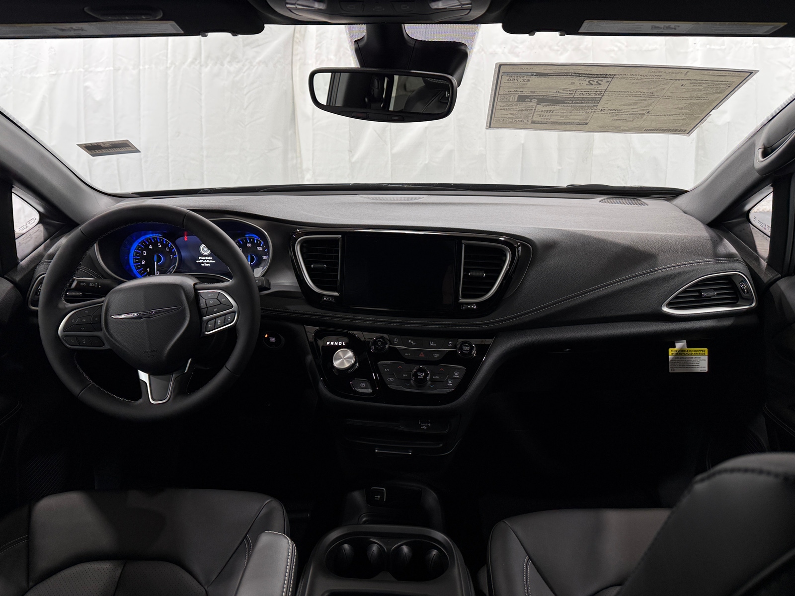 Thumbnail: 2026 Chrysler Pacifica - 2