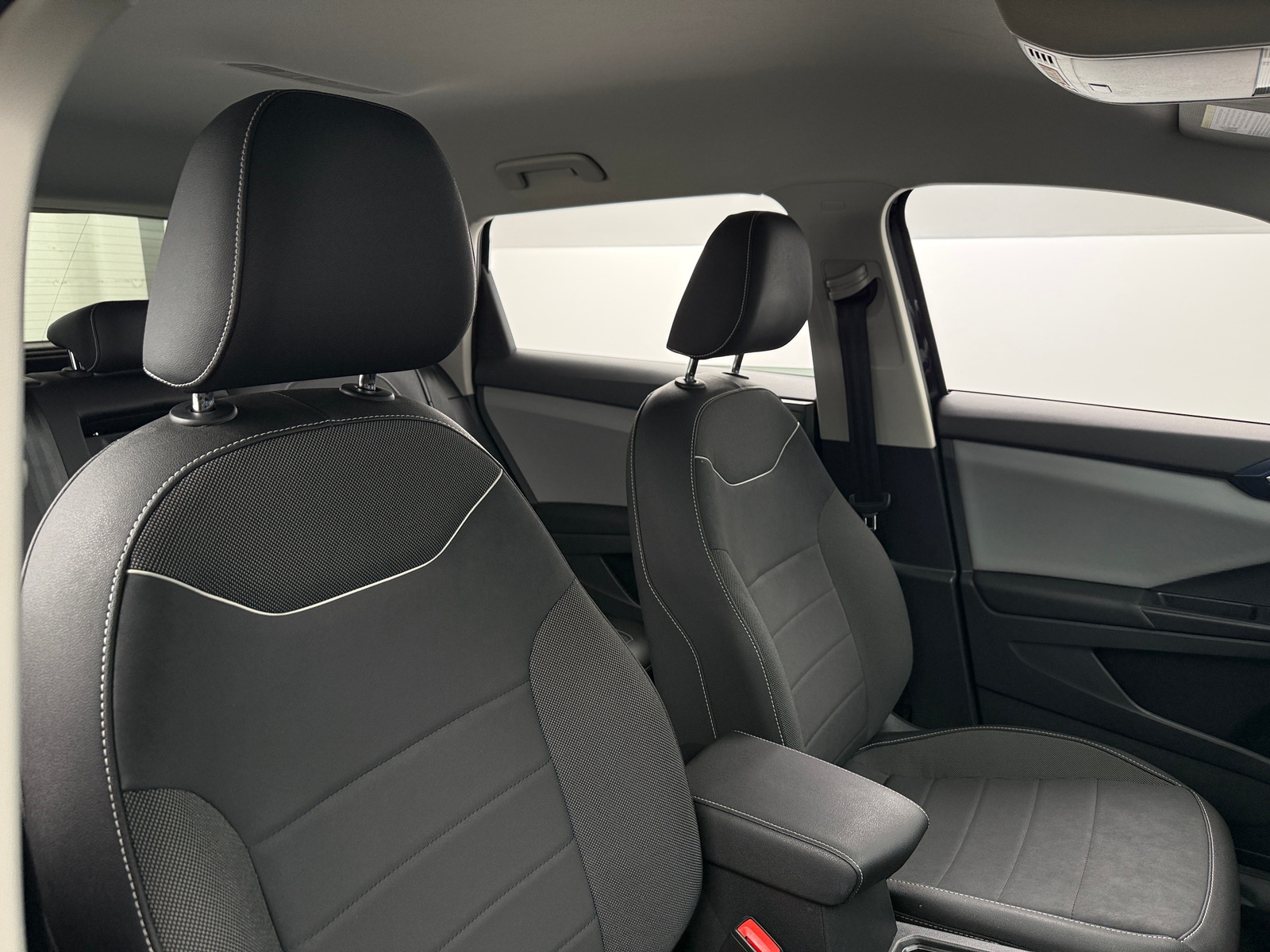 Thumbnail: 2023 Volkswagen Taos - 2