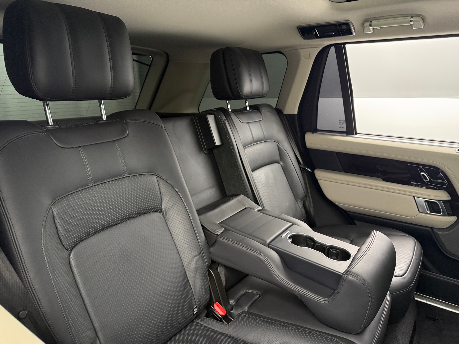 Thumbnail: 2020 Land Rover Range Rover - 5