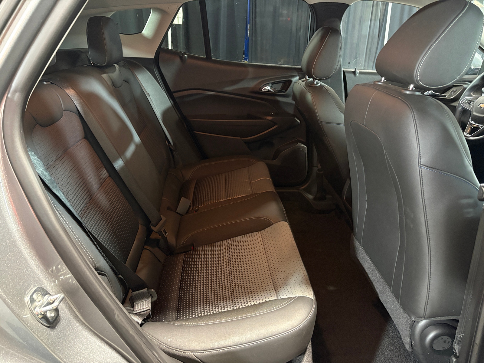 Thumbnail: 2025 Chevrolet Trax - 6