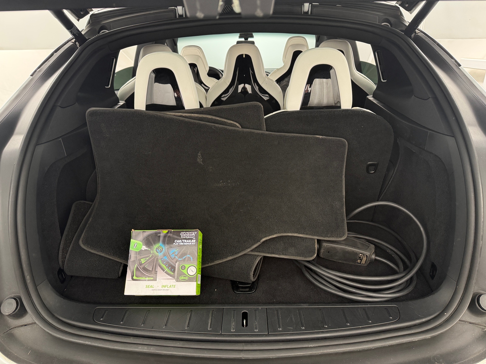 Thumbnail: 2016 Tesla Model X - 6