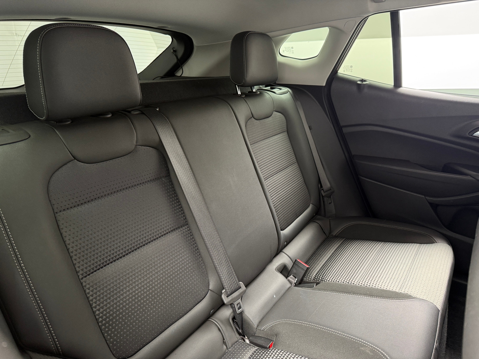 Thumbnail: 2025 Chevrolet Trax - 6