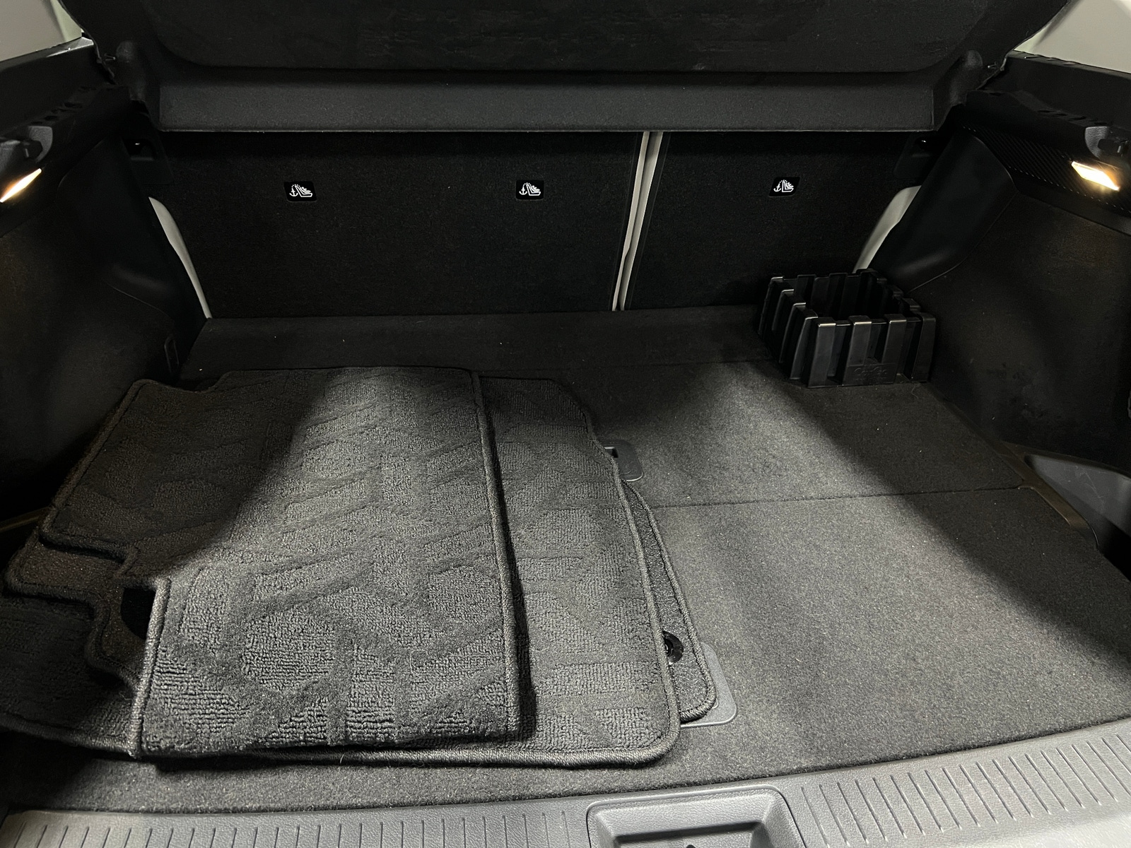 Thumbnail: 2024 Nissan Ariya - 6