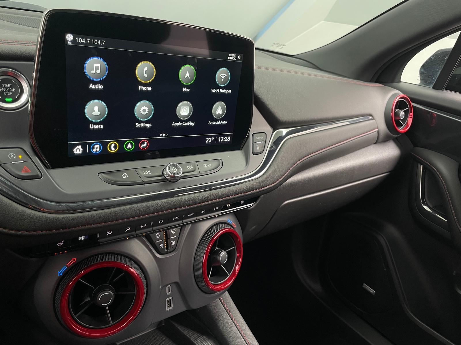 Thumbnail: 2025 Chevrolet Blazer - 3