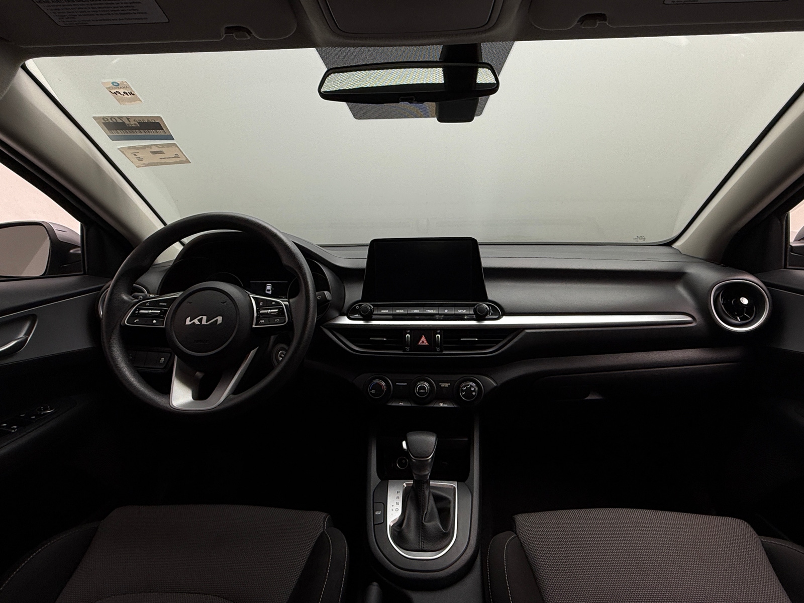 Thumbnail: 2024 Kia Forte - 3