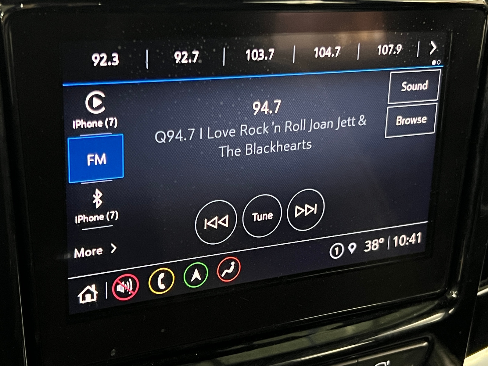 Thumbnail: 2022 Chevrolet Traverse - 3