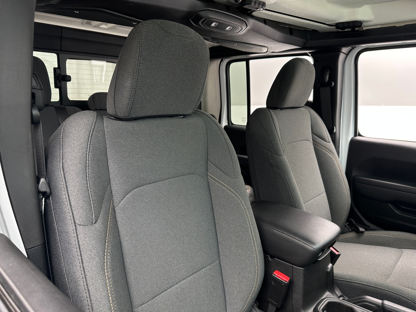 Thumbnail: 2025 Jeep Gladiator - 2