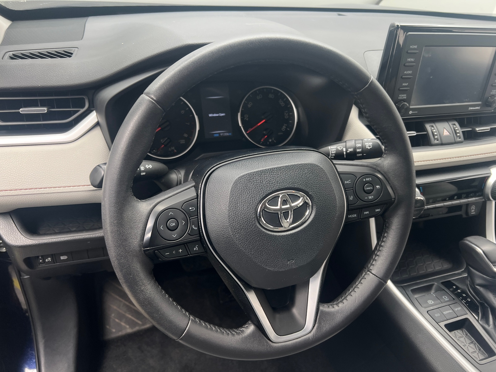 Thumbnail: 2021 Toyota RAV4 - 4