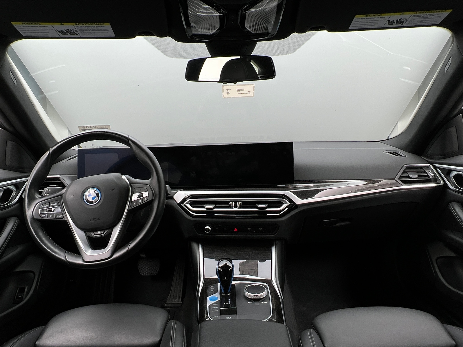 Thumbnail: 2022 BMW i4 - 2