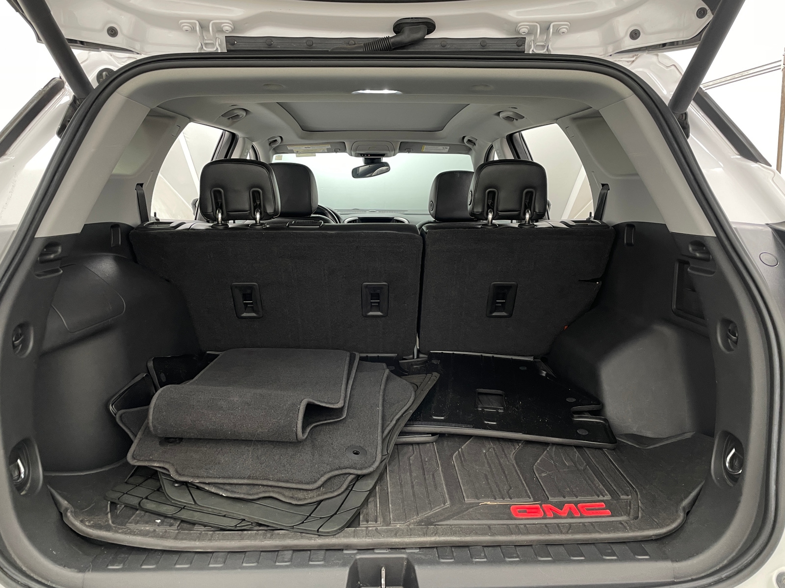 Thumbnail: 2020 GMC Terrain - 6