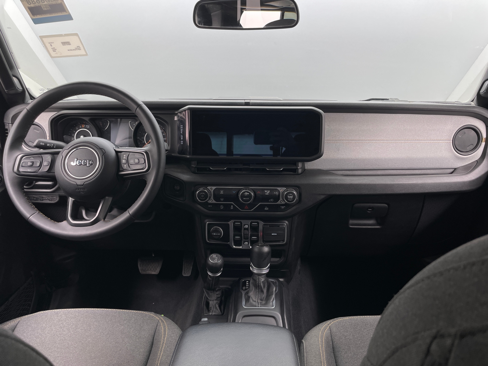 Thumbnail: 2025 Jeep Gladiator - 3