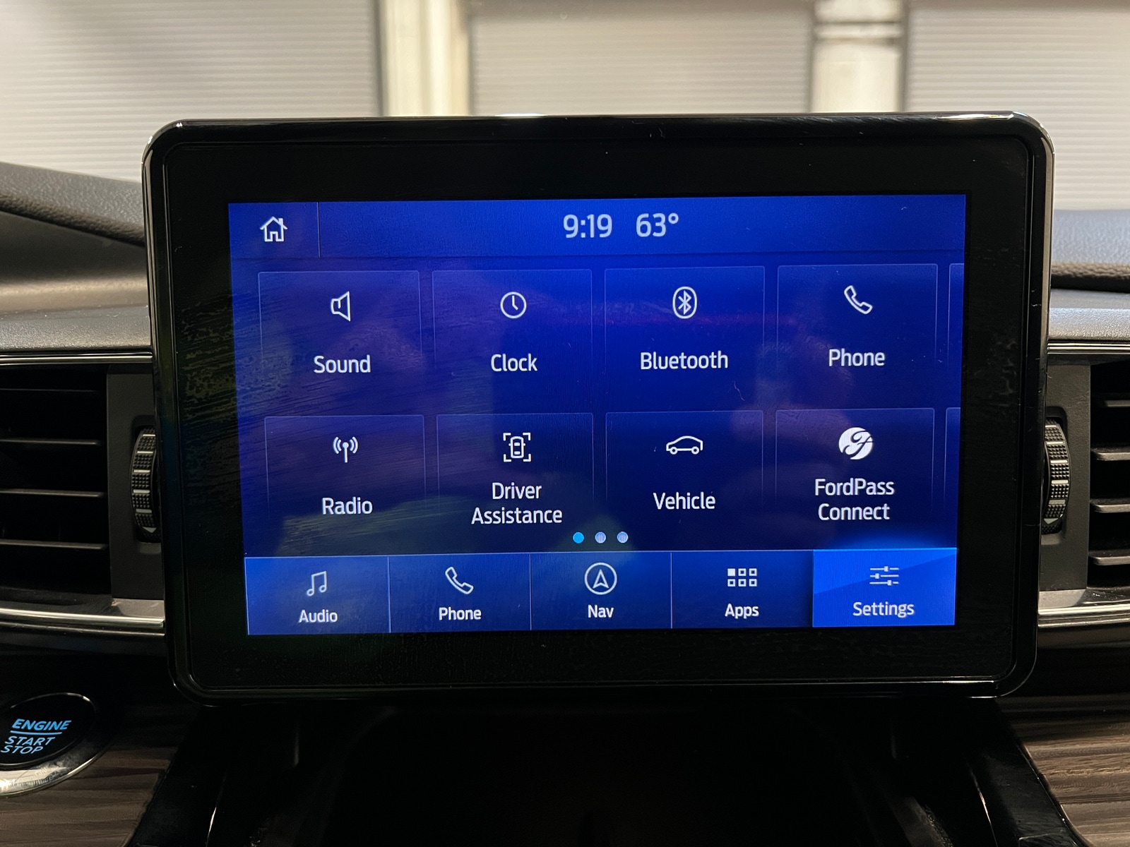 Thumbnail: 2023 Ford Explorer - 3