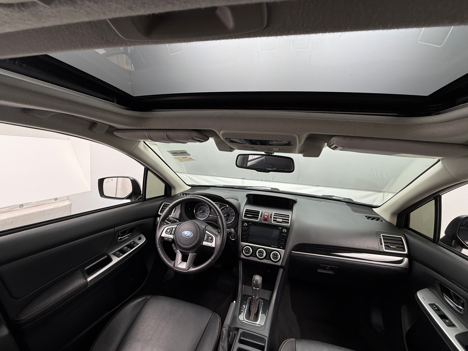 Thumbnail: 2016 Subaru Crosstrek - 3