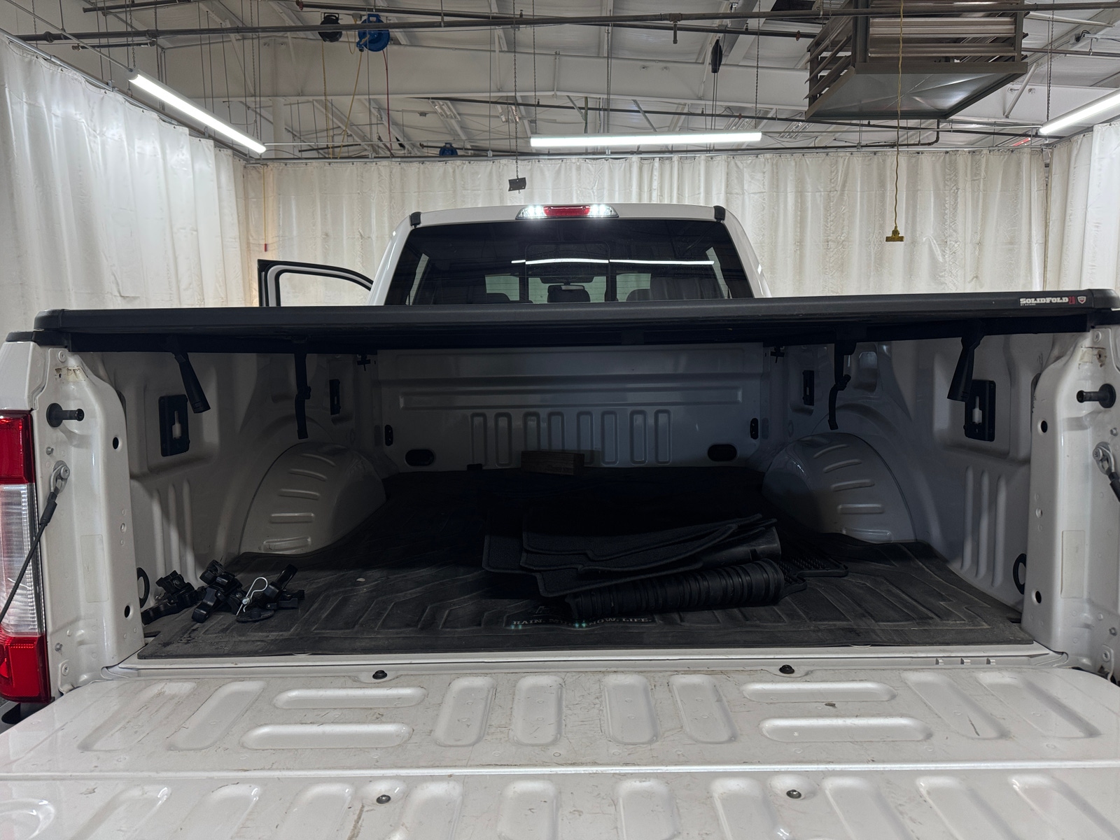 Thumbnail: 2018 Ford Econoline - 6