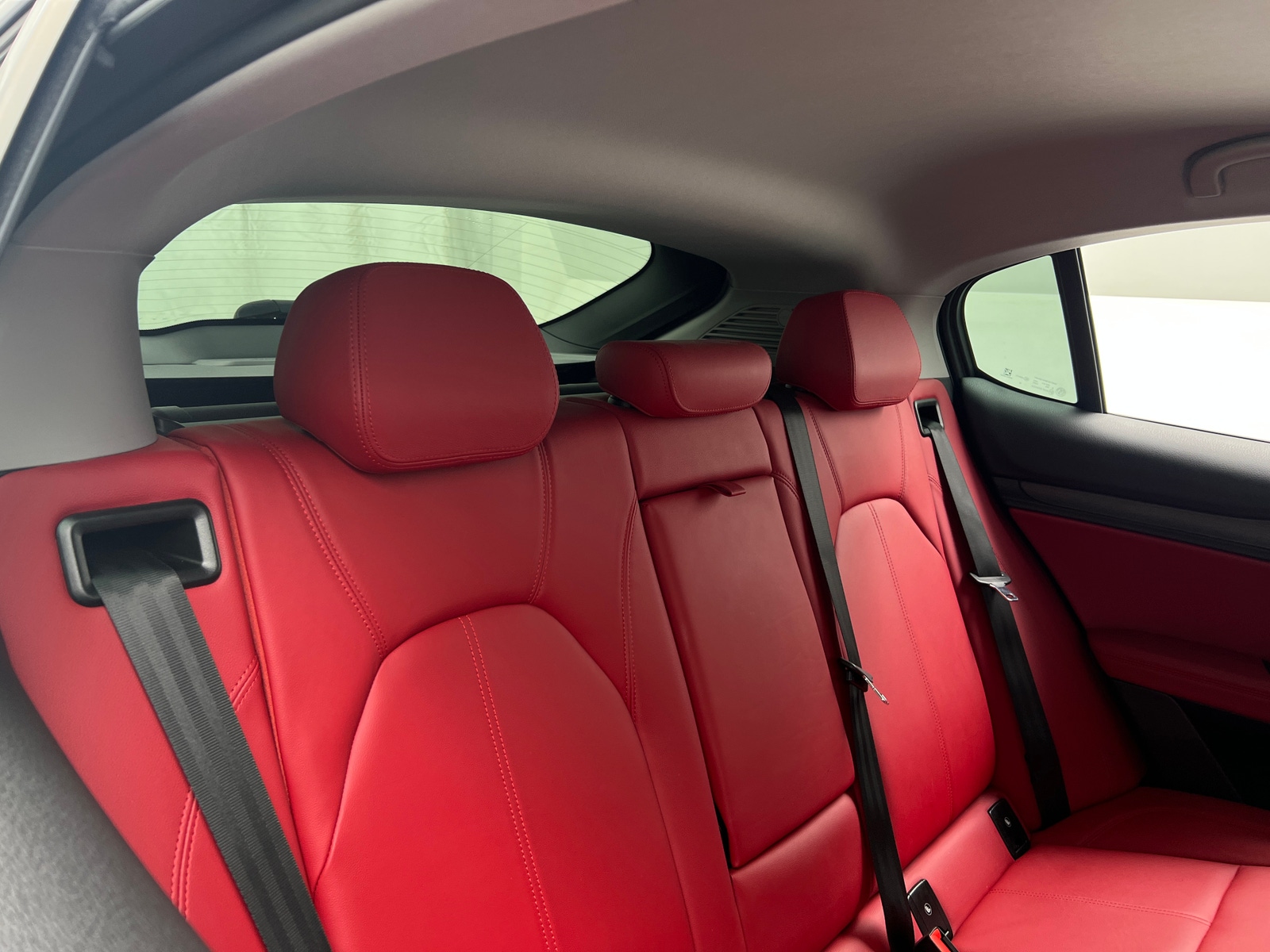 Thumbnail: 2020 Alfa Romeo Stelvio - 5