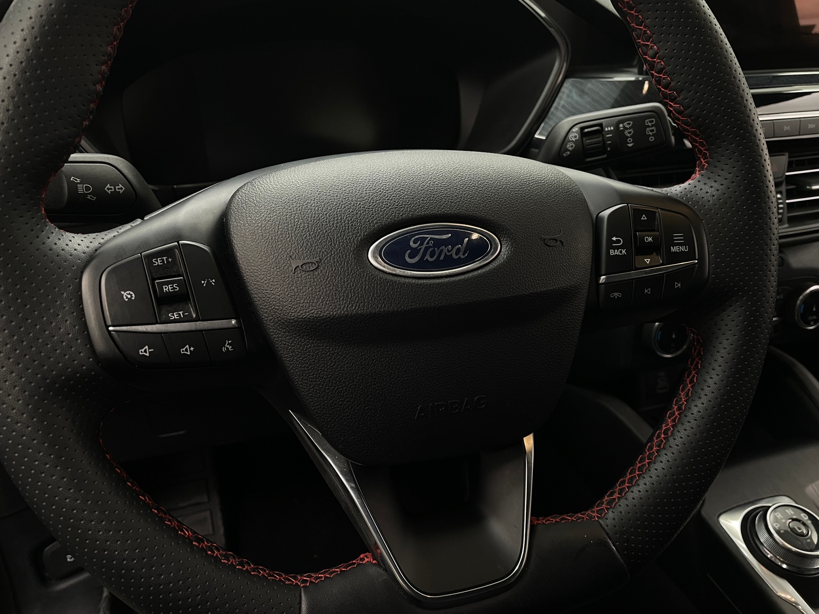 Thumbnail: 2024 Ford Escape - 4