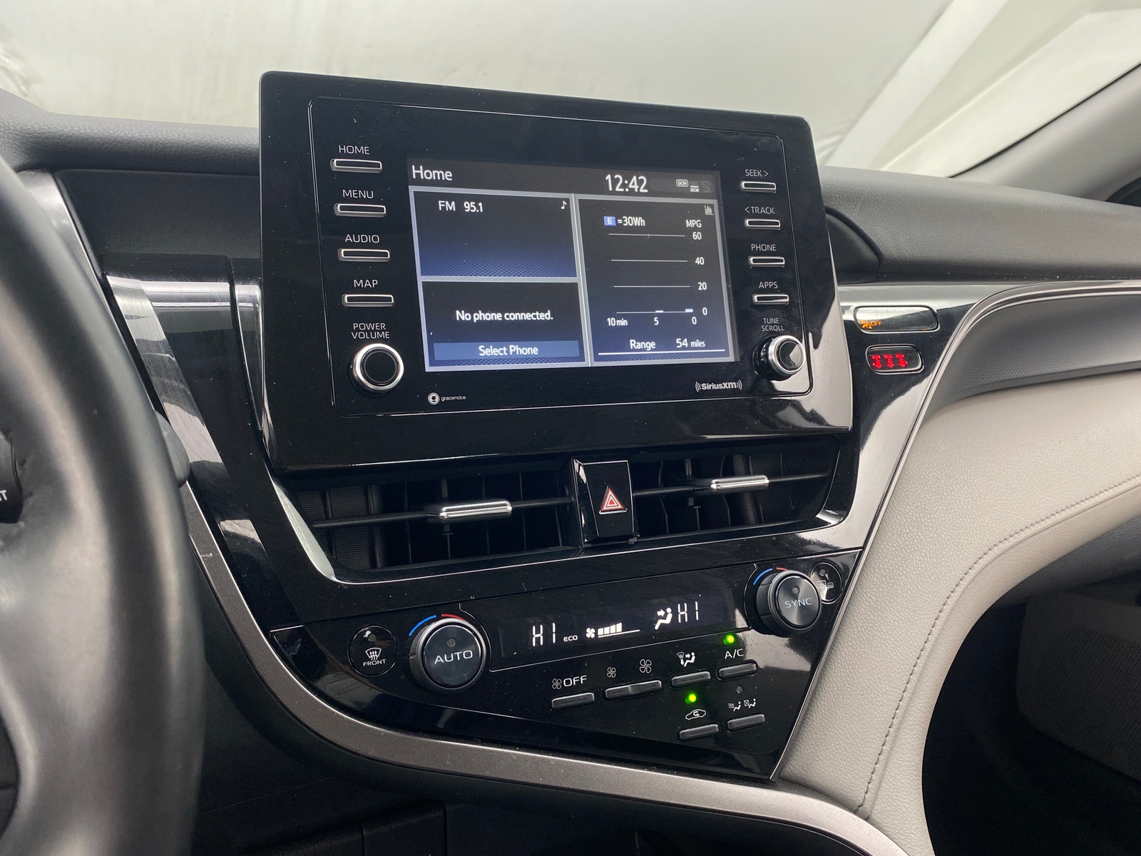 Thumbnail: 2022 Toyota Camry - 3