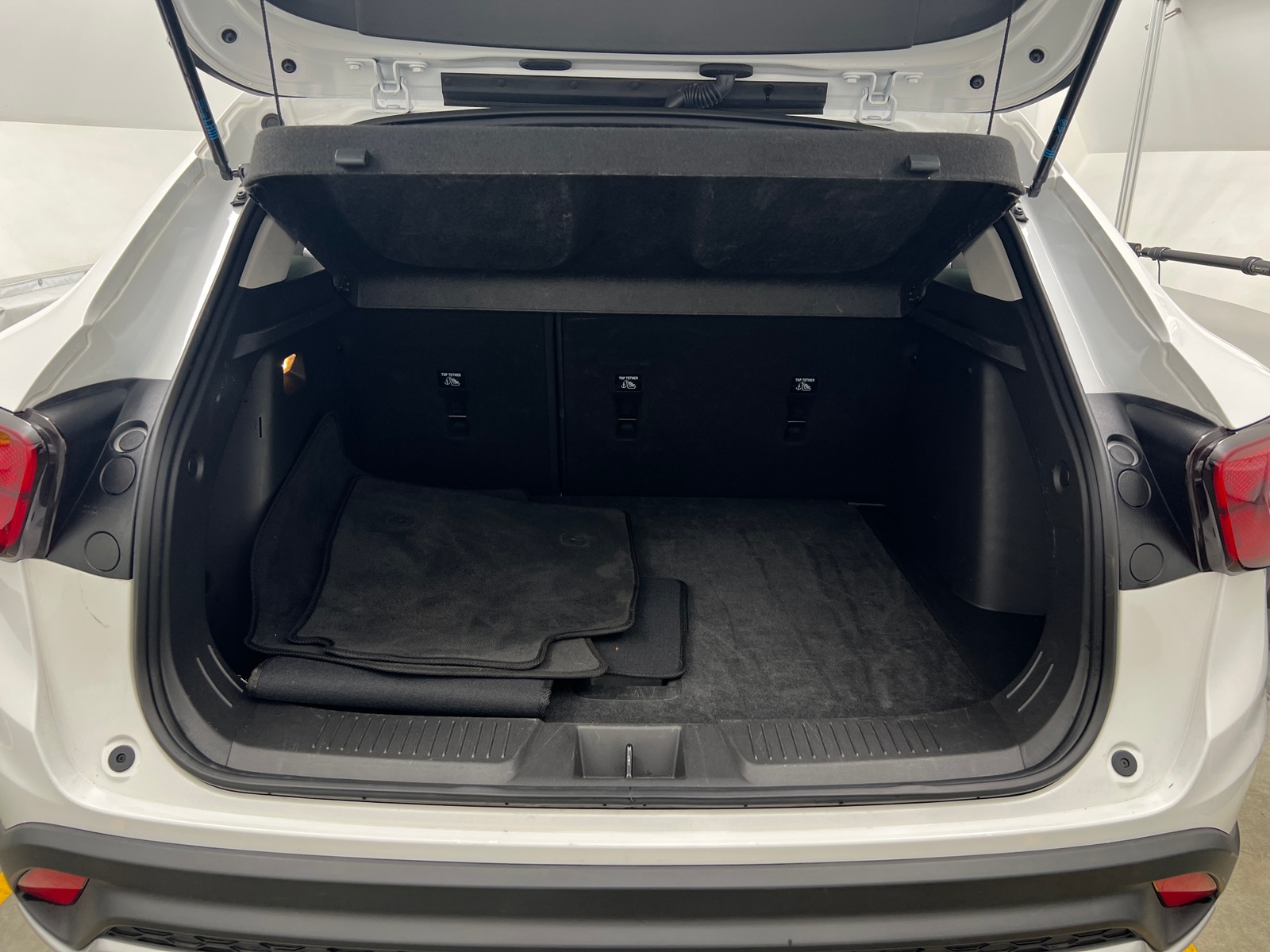 Thumbnail: 2025 Chevrolet Trax - 7