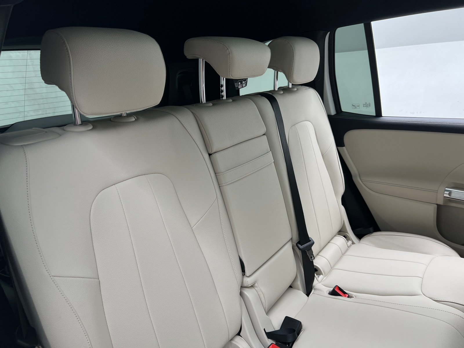 Thumbnail: 2025 Mercedes-Benz EQB - 6