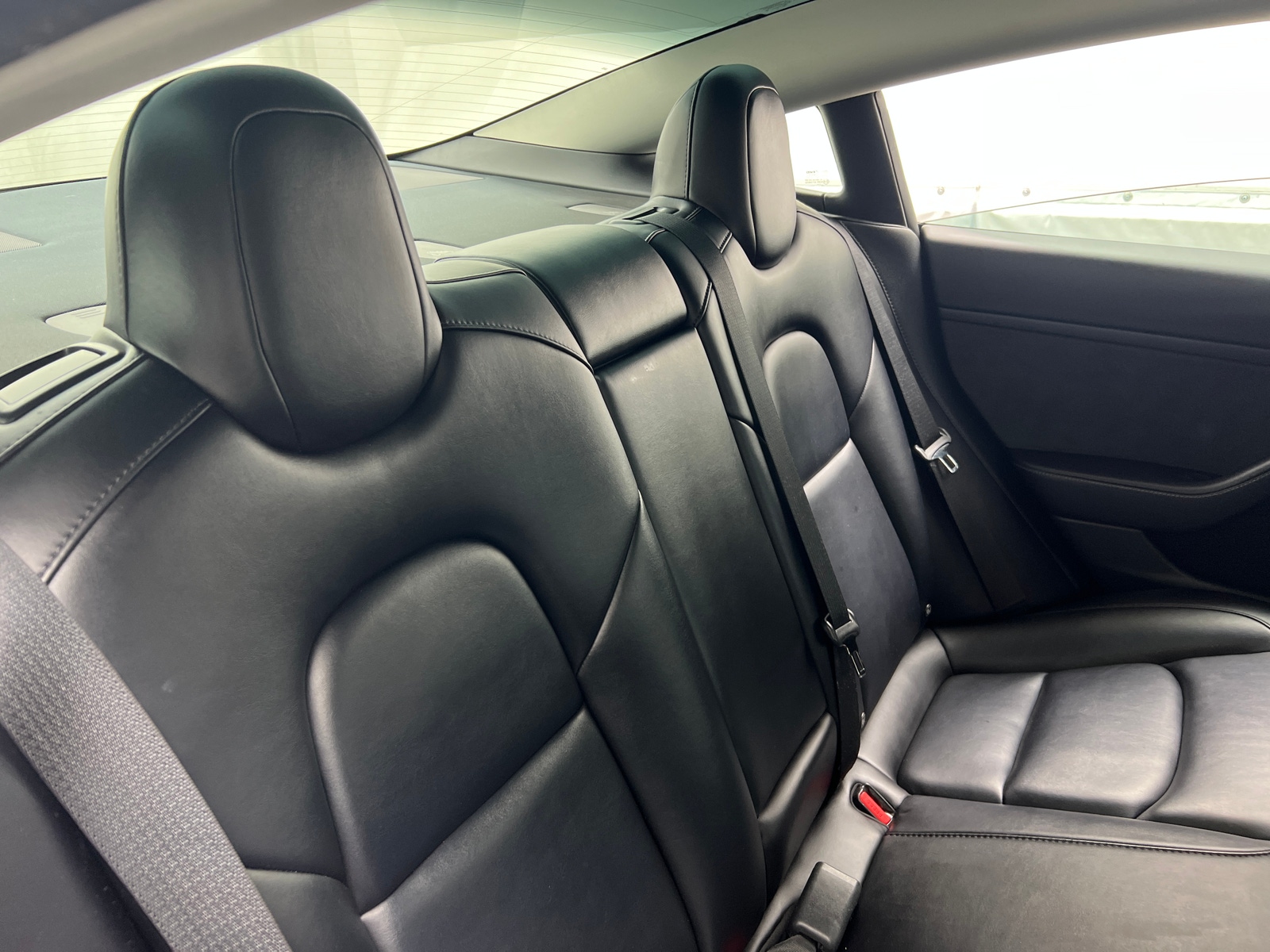 Thumbnail: 2022 Tesla Model 3 - 5