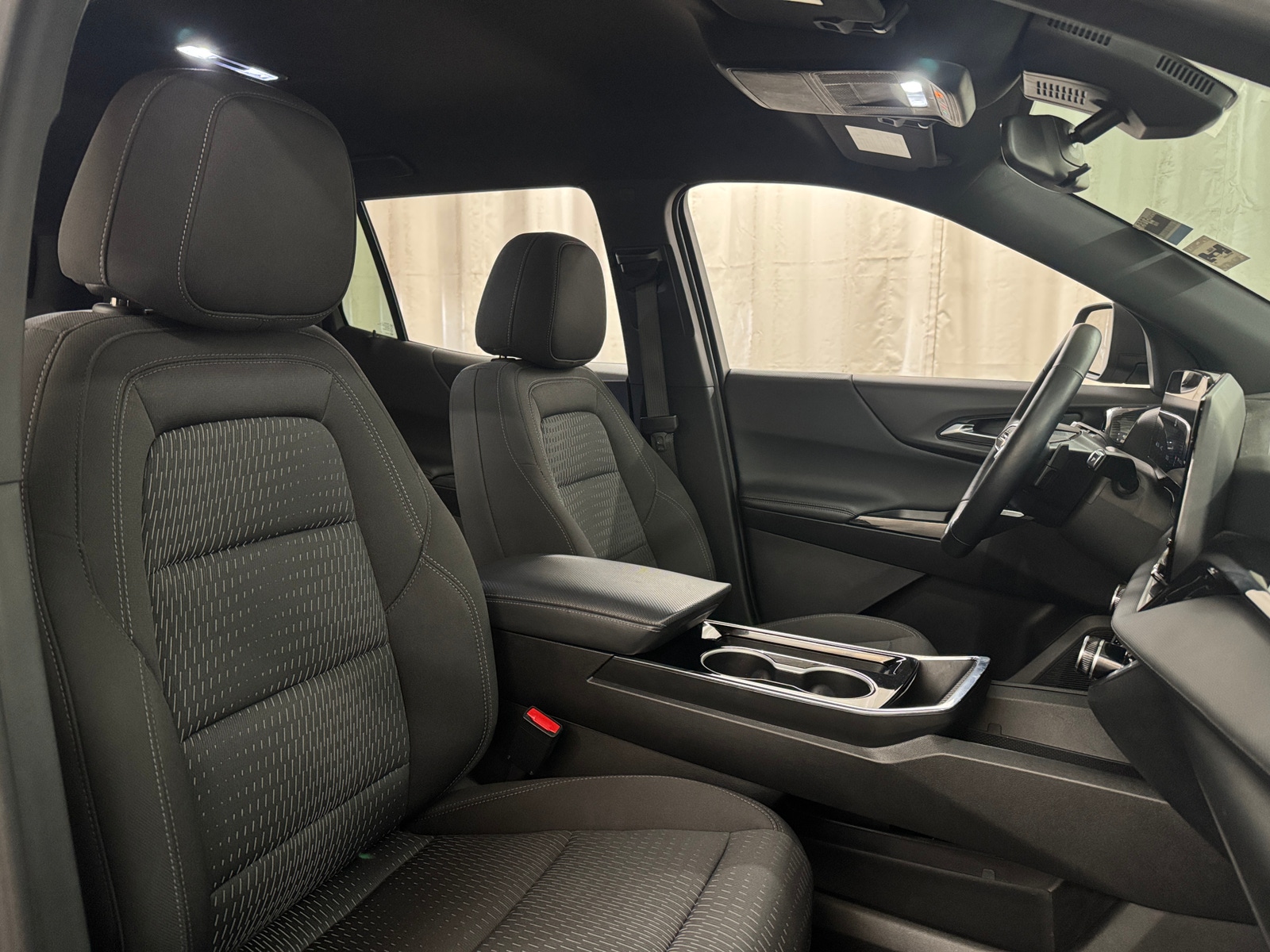 Thumbnail: 2025 Chevrolet Equinox - 2