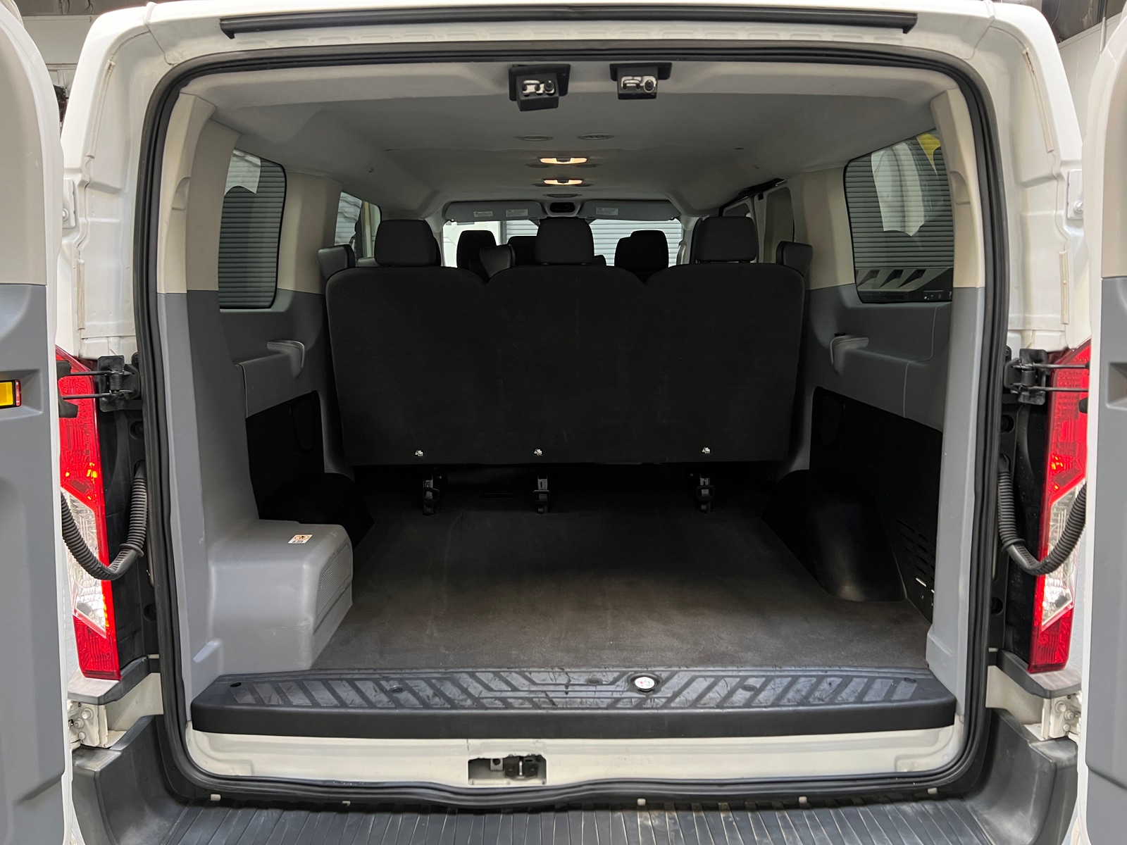 Thumbnail: 2016 Ford Transit Series - 7