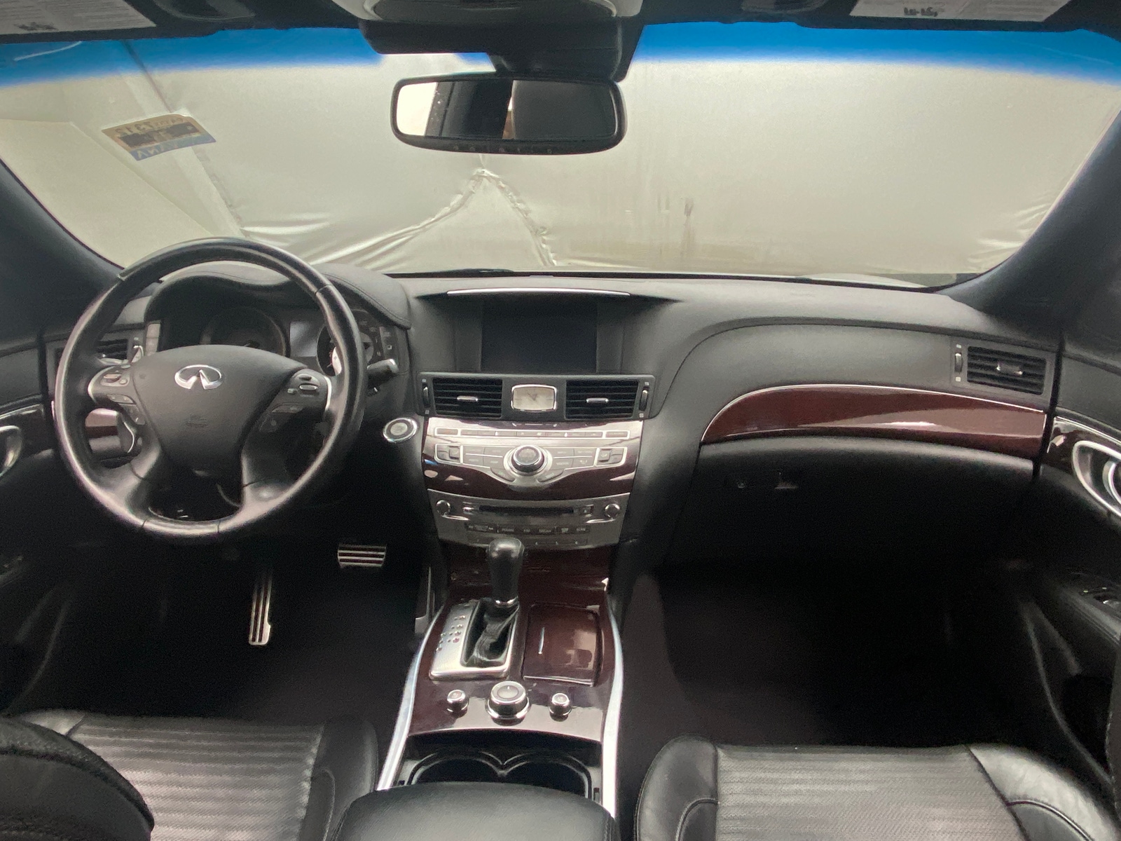 Thumbnail: 2016 INFINITI Q70 - 2