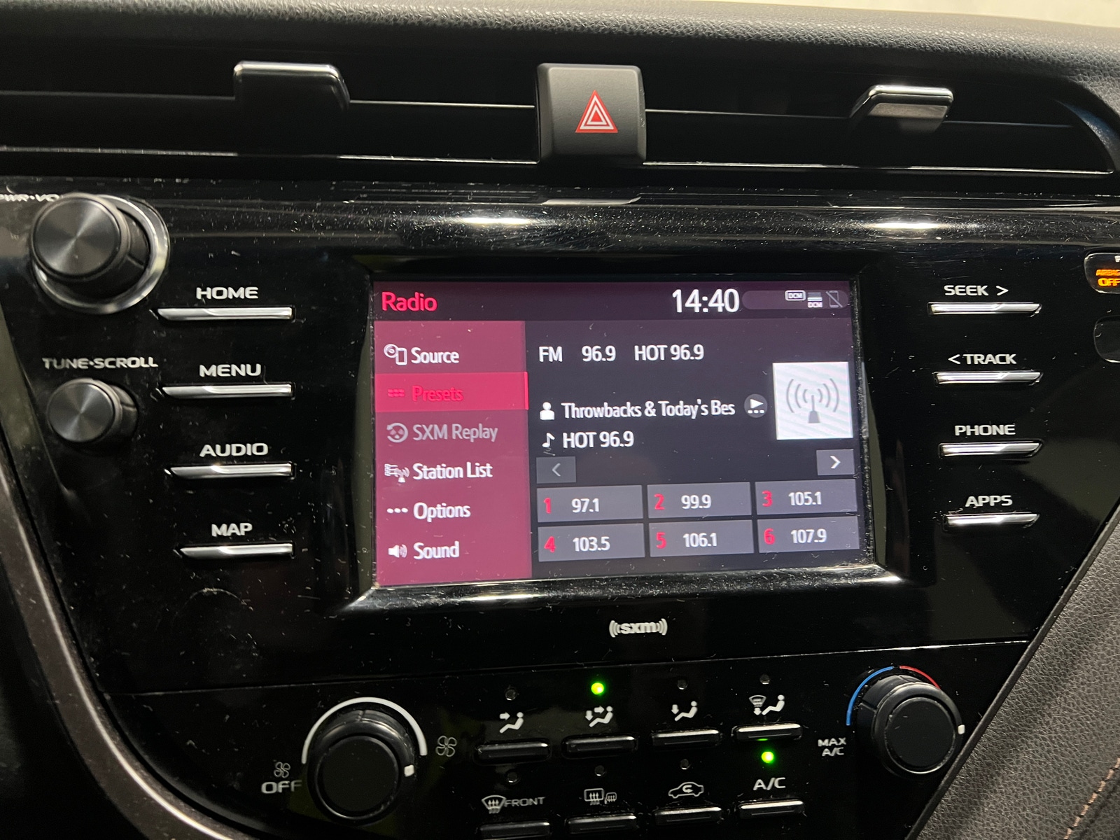 Thumbnail: 2020 Toyota Camry - 4