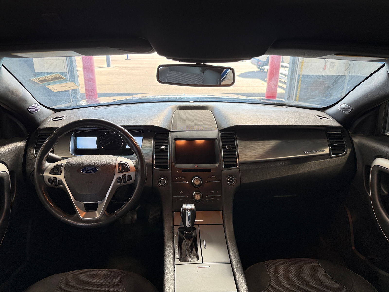 Thumbnail: 2016 Ford Taurus - 3