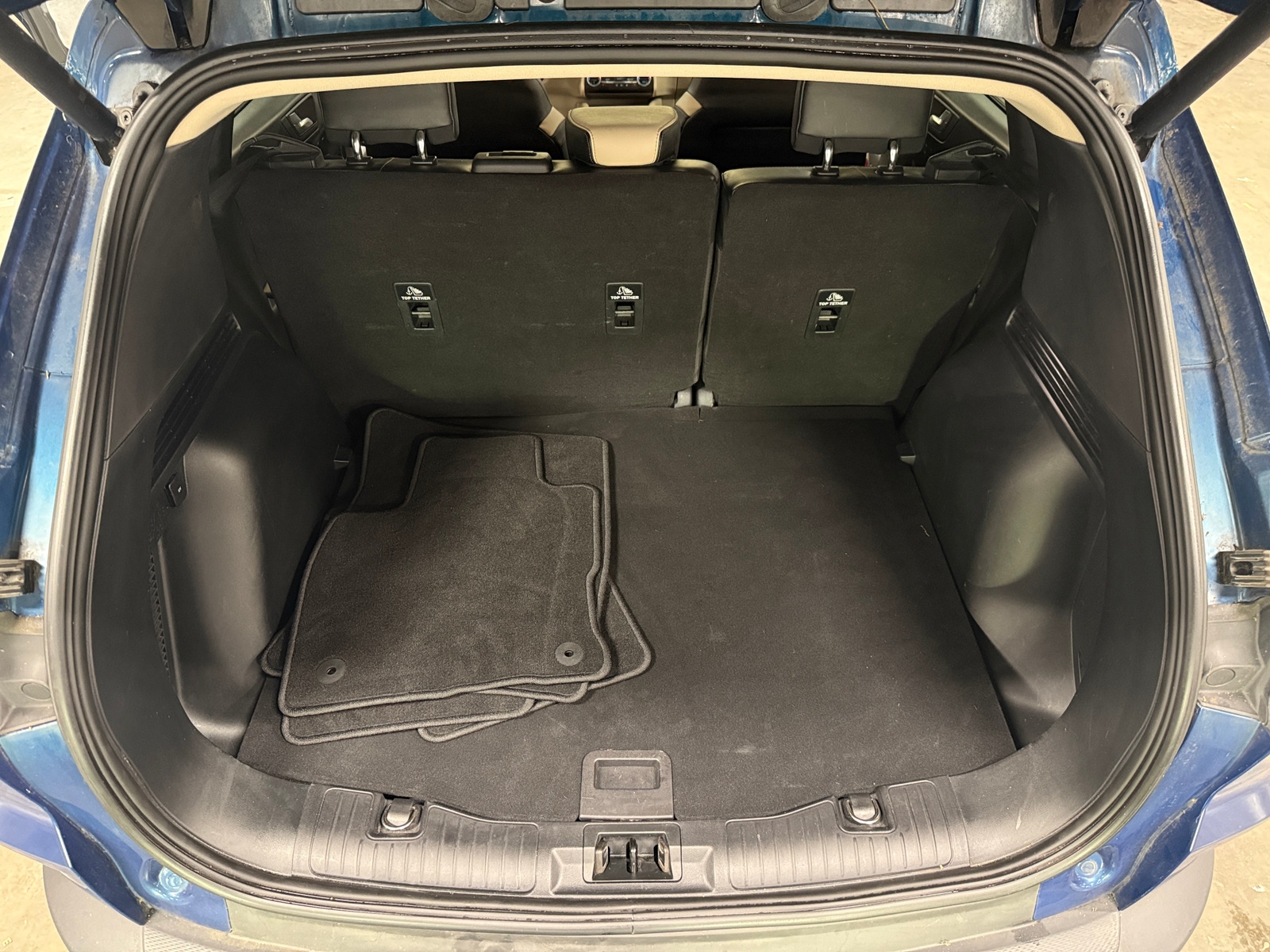 Thumbnail: 2020 Ford Escape - 6