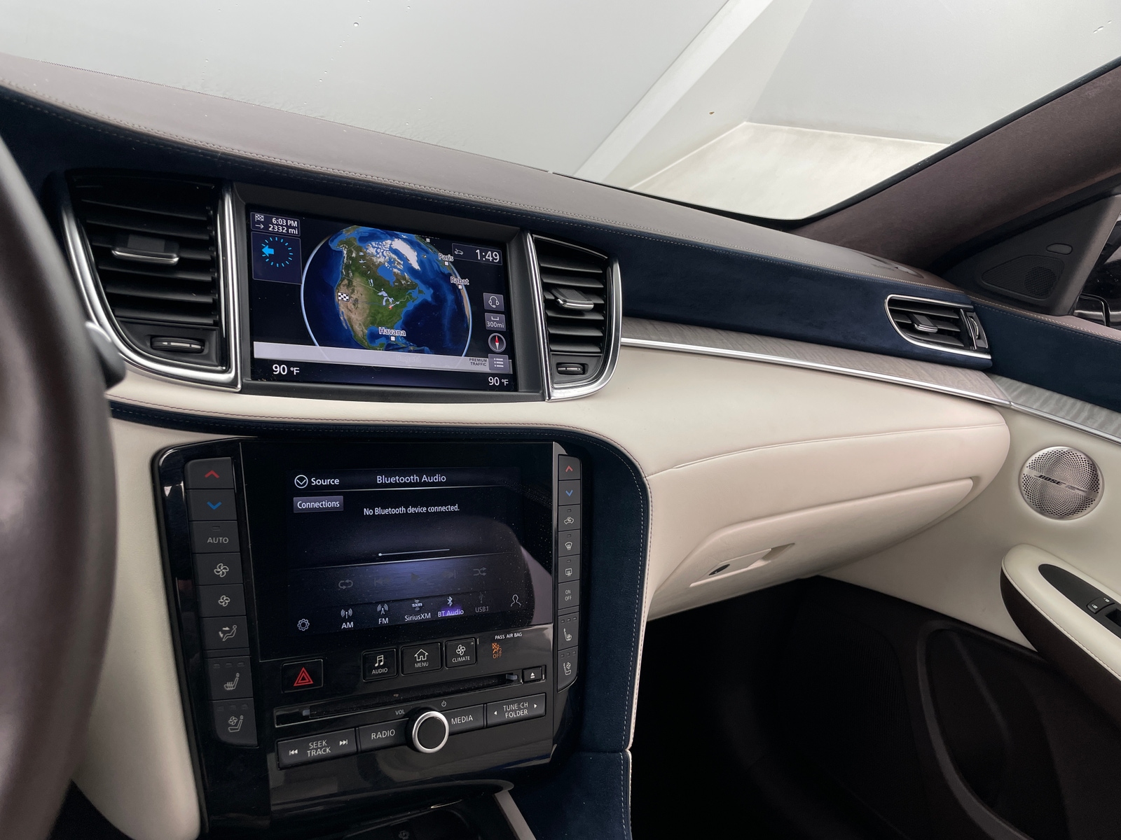 Thumbnail: 2023 INFINITI QX50 - 3