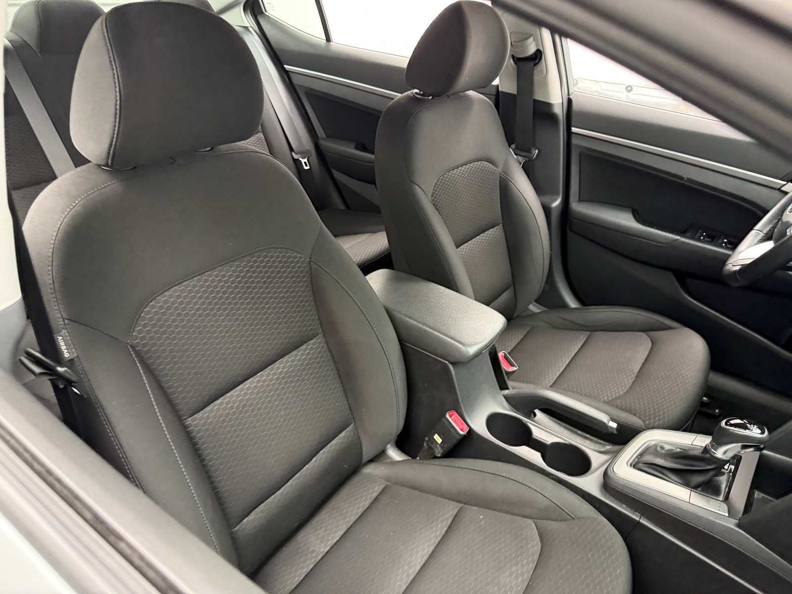 Thumbnail: 2019 Hyundai Elantra - 2