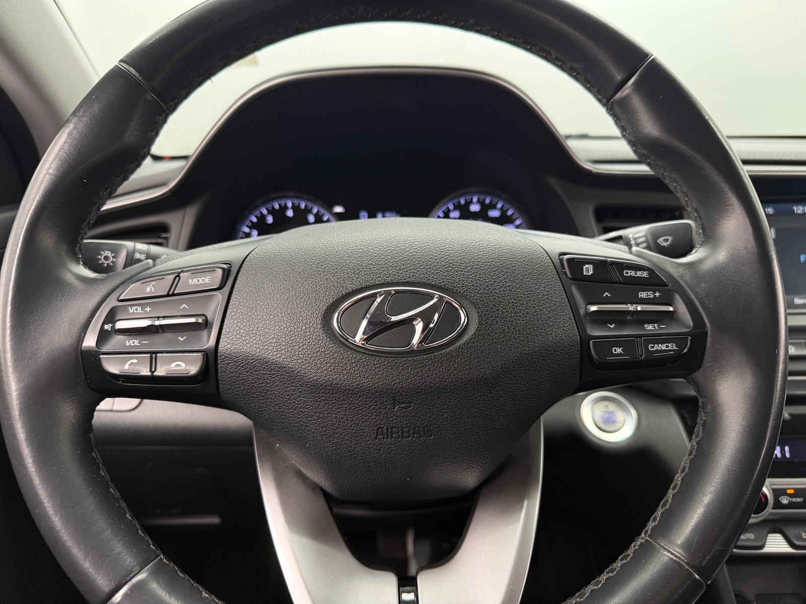 Thumbnail: 2019 Hyundai Elantra - 5