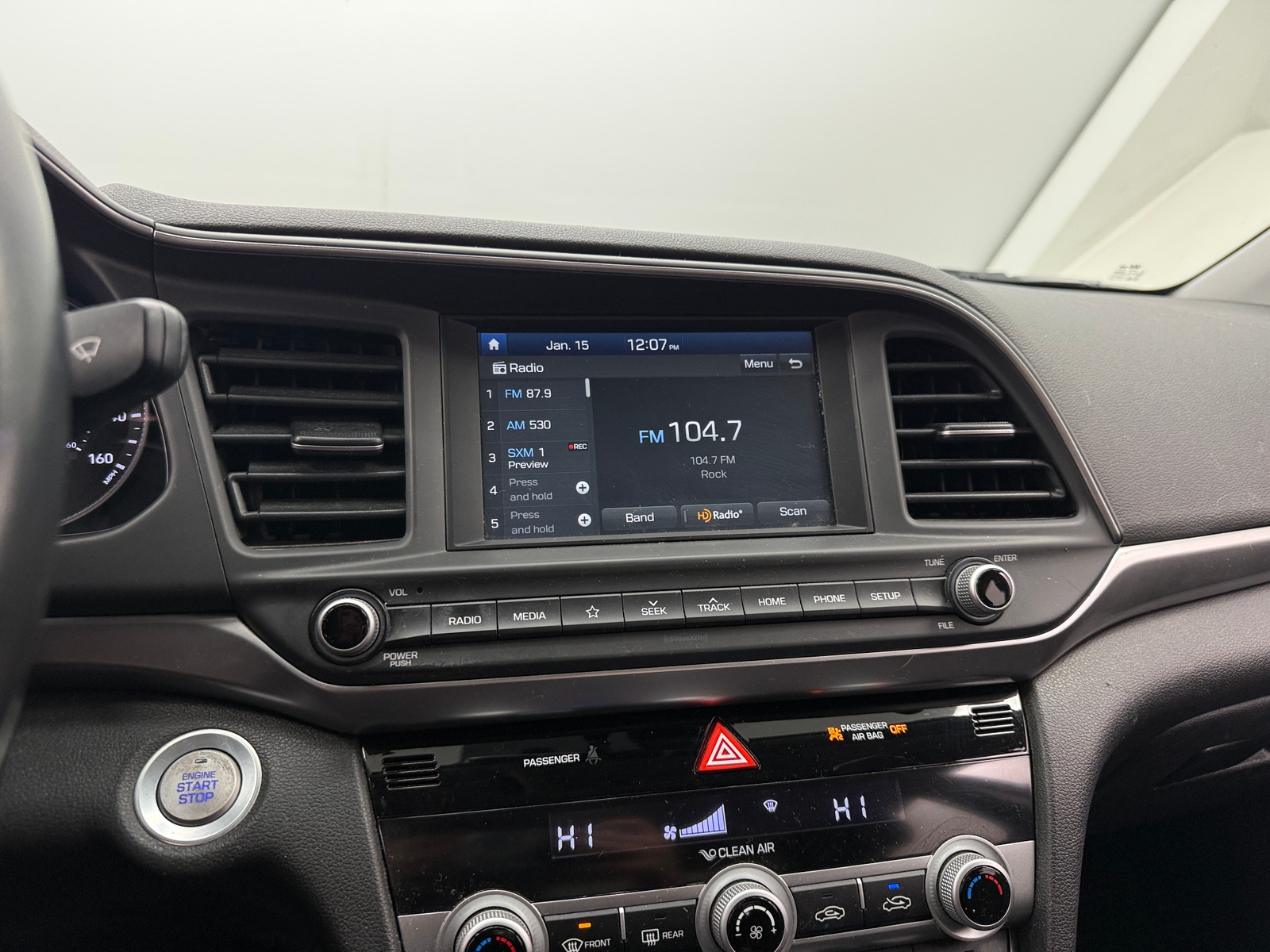 Thumbnail: 2019 Hyundai Elantra - 4