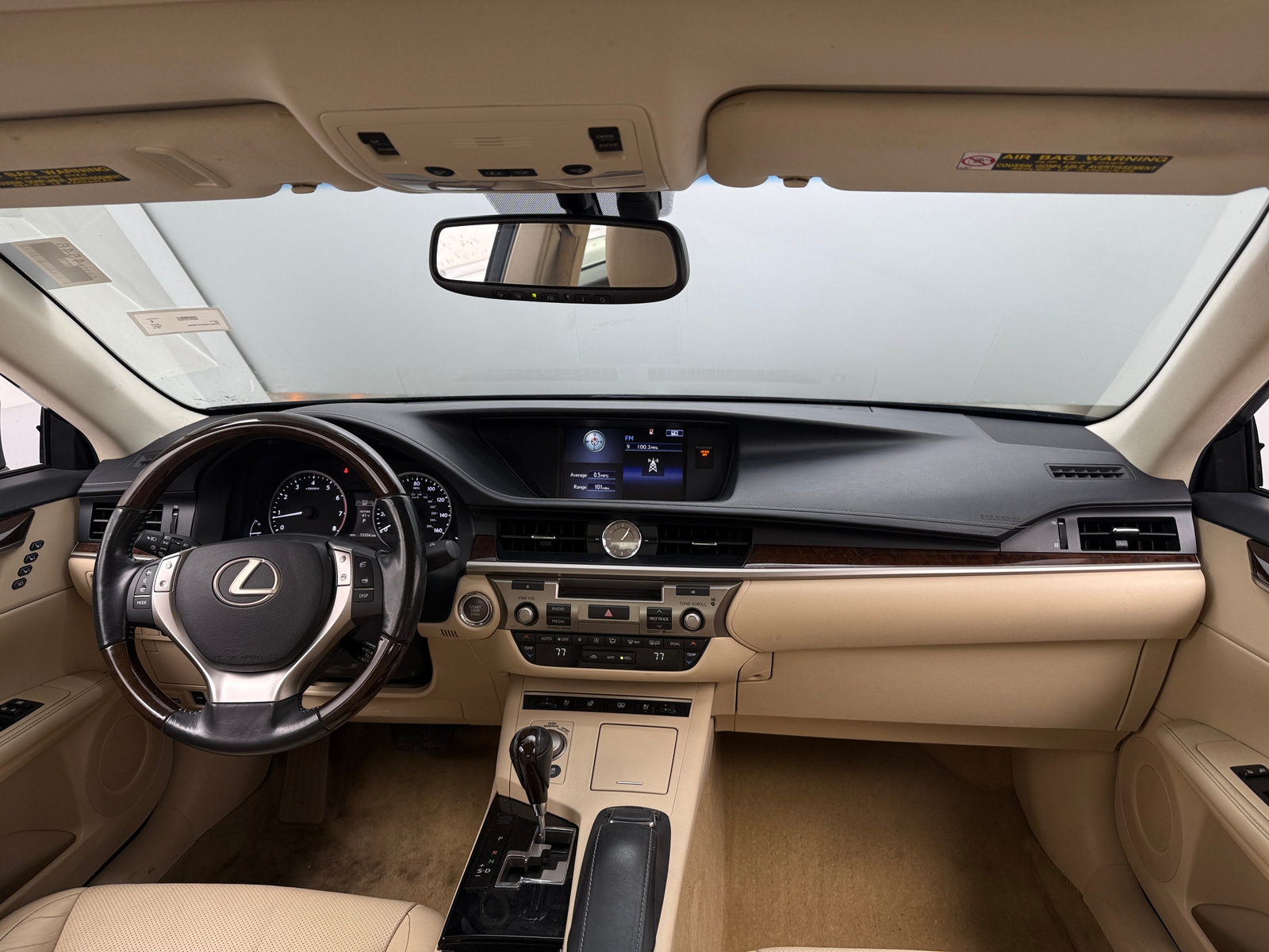 Thumbnail: 2015 Lexus ES - 2