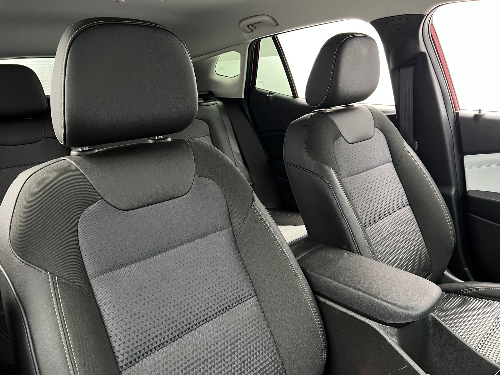 Thumbnail: 2025 Chevrolet Trax - 2