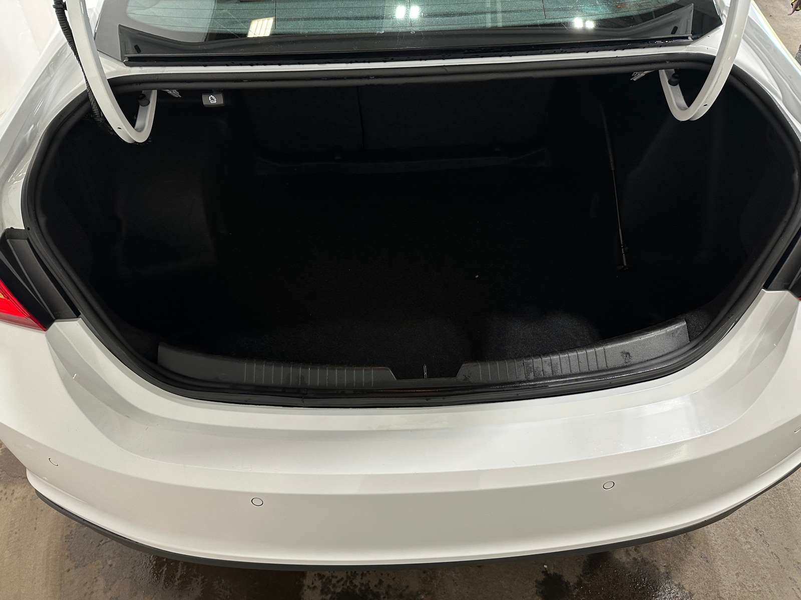 Thumbnail: 2024 Chevrolet Malibu - 7