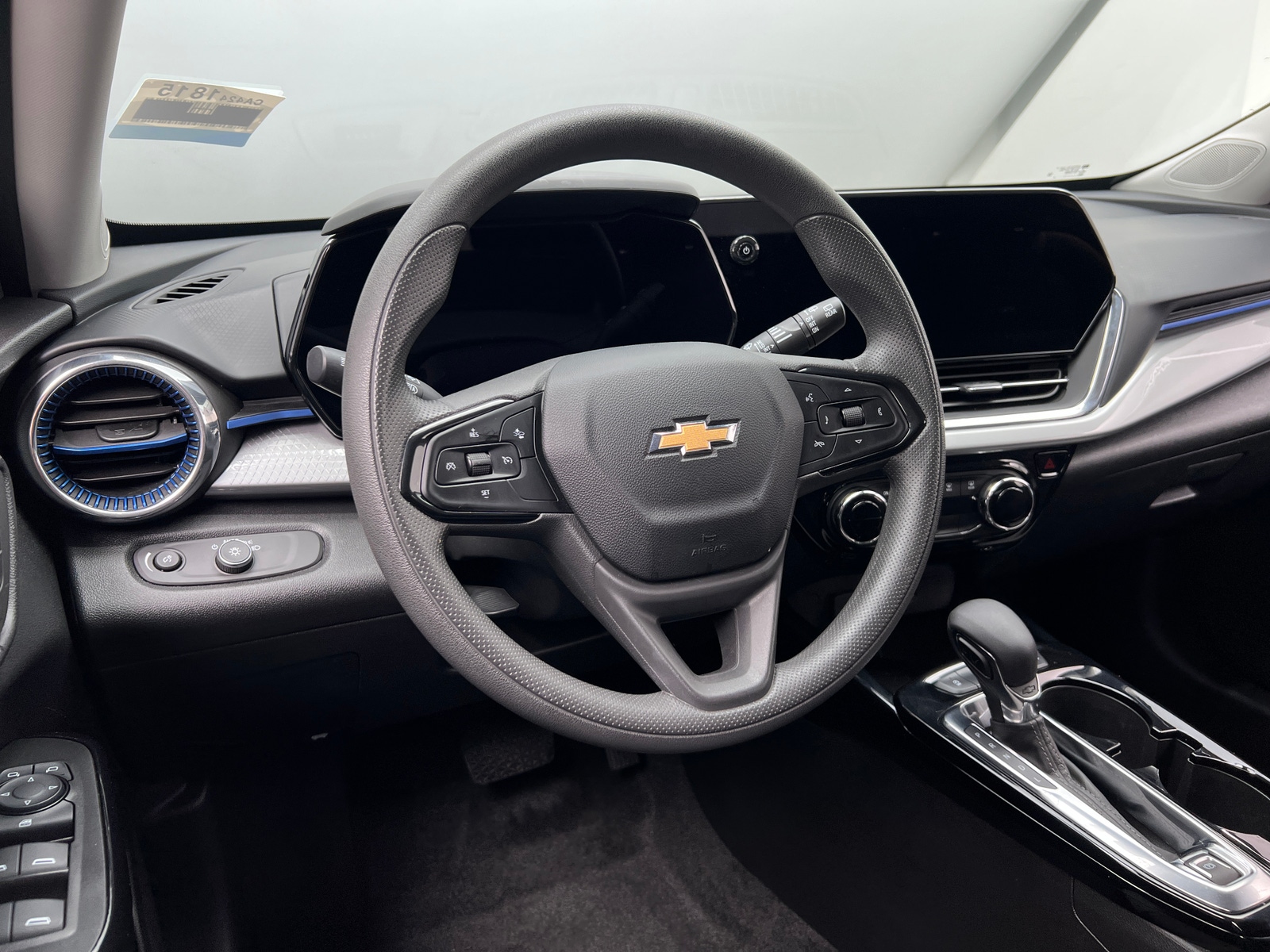 Thumbnail: 2025 Chevrolet Trax - 5