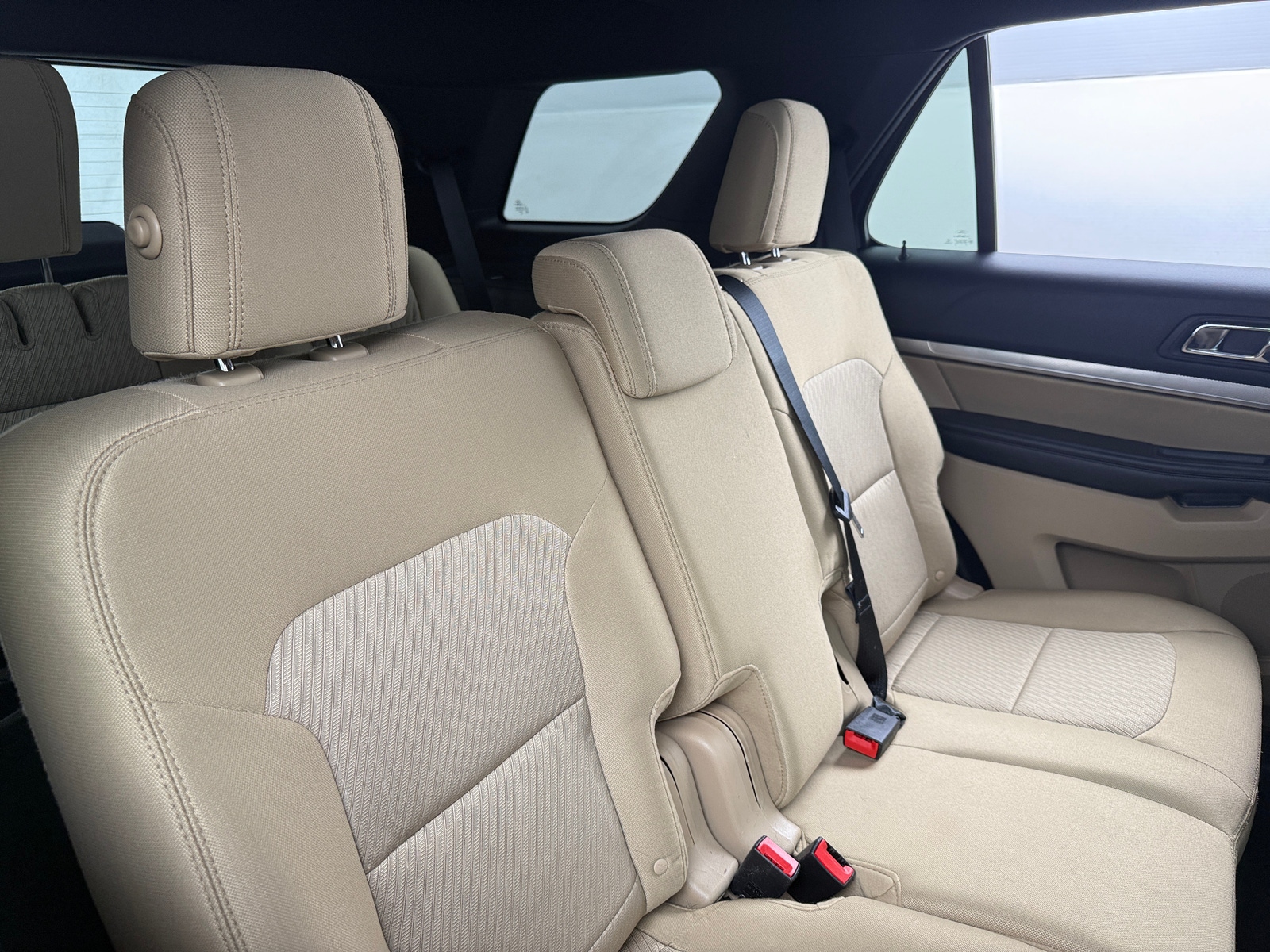 Thumbnail: 2017 Ford Explorer - 6