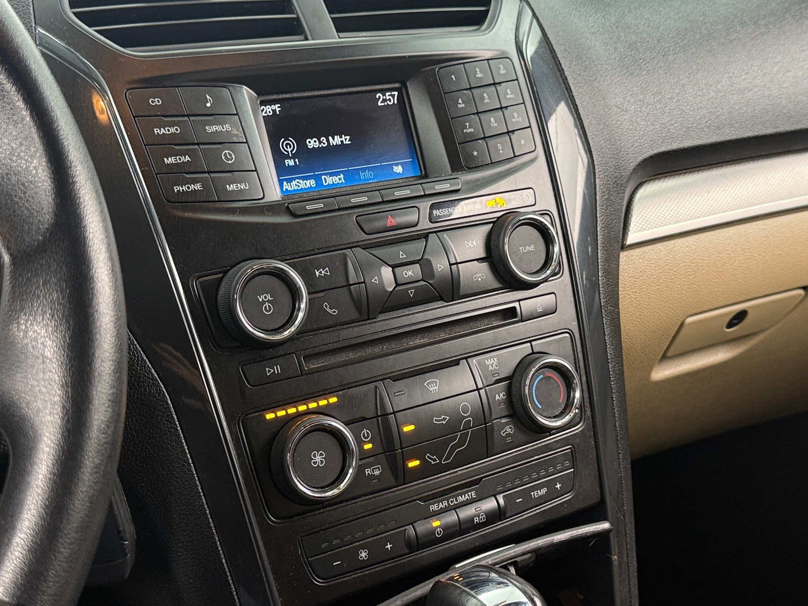 Thumbnail: 2017 Ford Explorer - 4