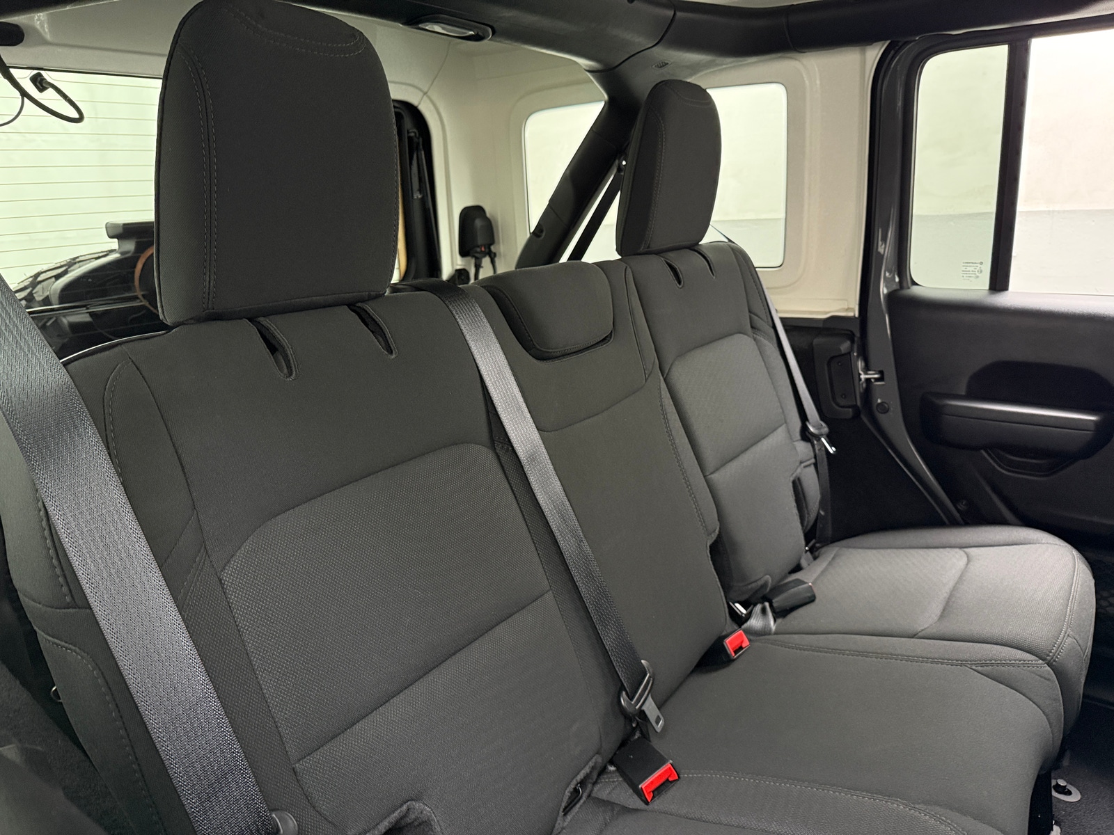 Thumbnail: 2021 Jeep Wrangler - 6