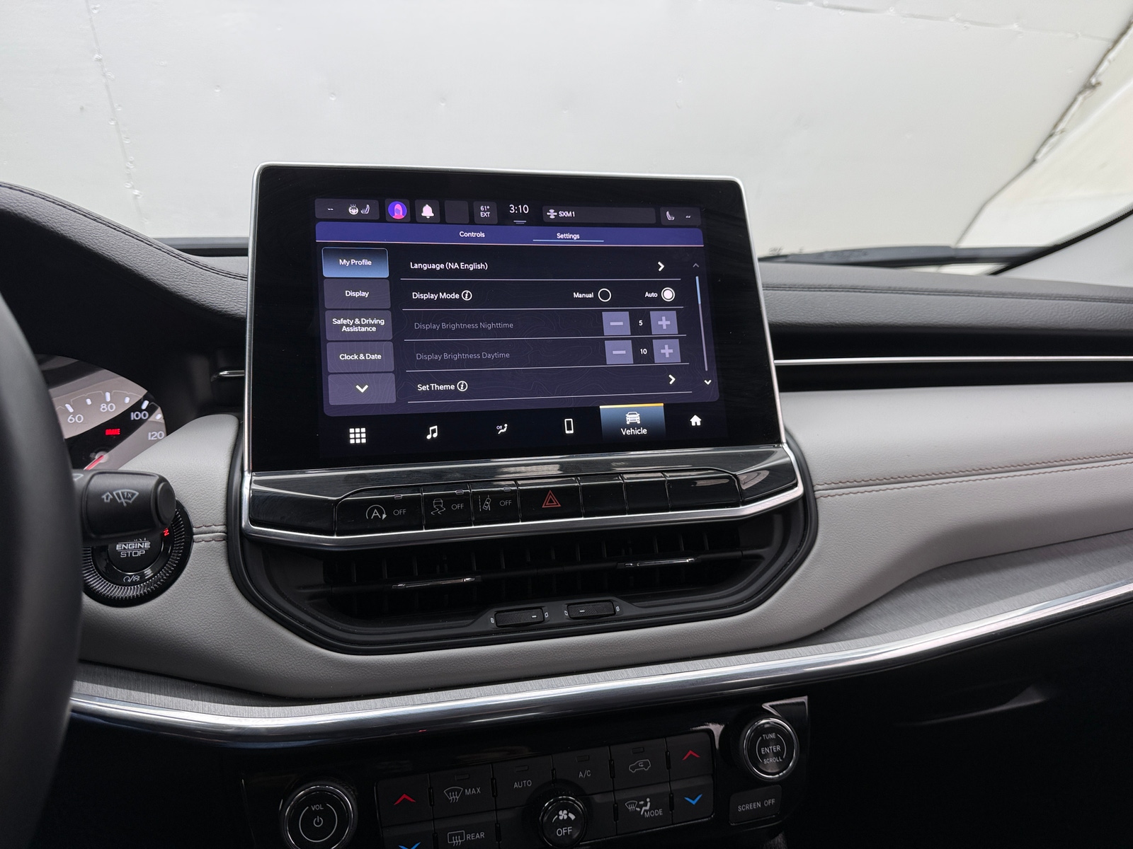 Thumbnail: 2022 Jeep Compass - 3