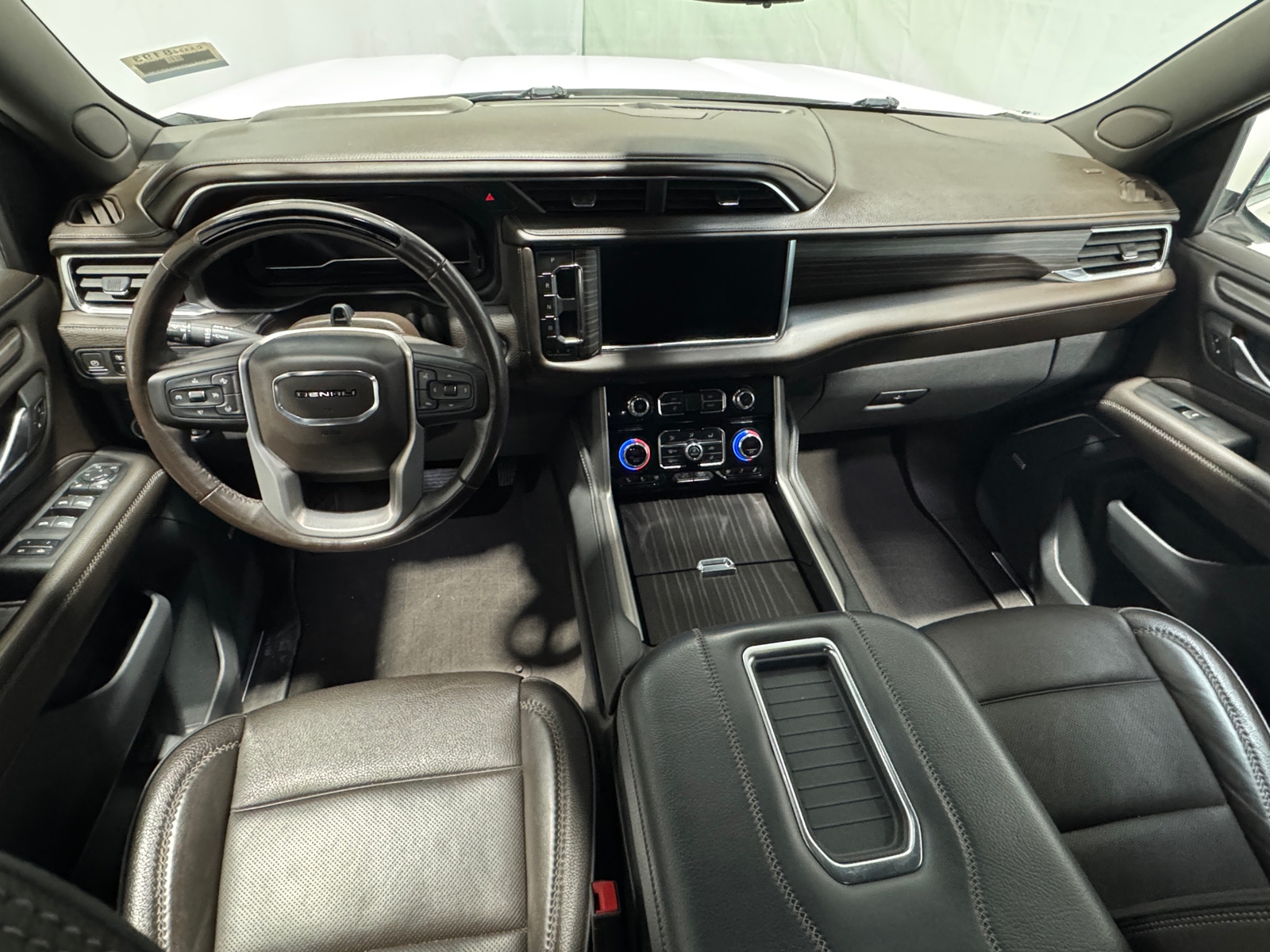 Thumbnail: 2023 GMC Yukon - 2