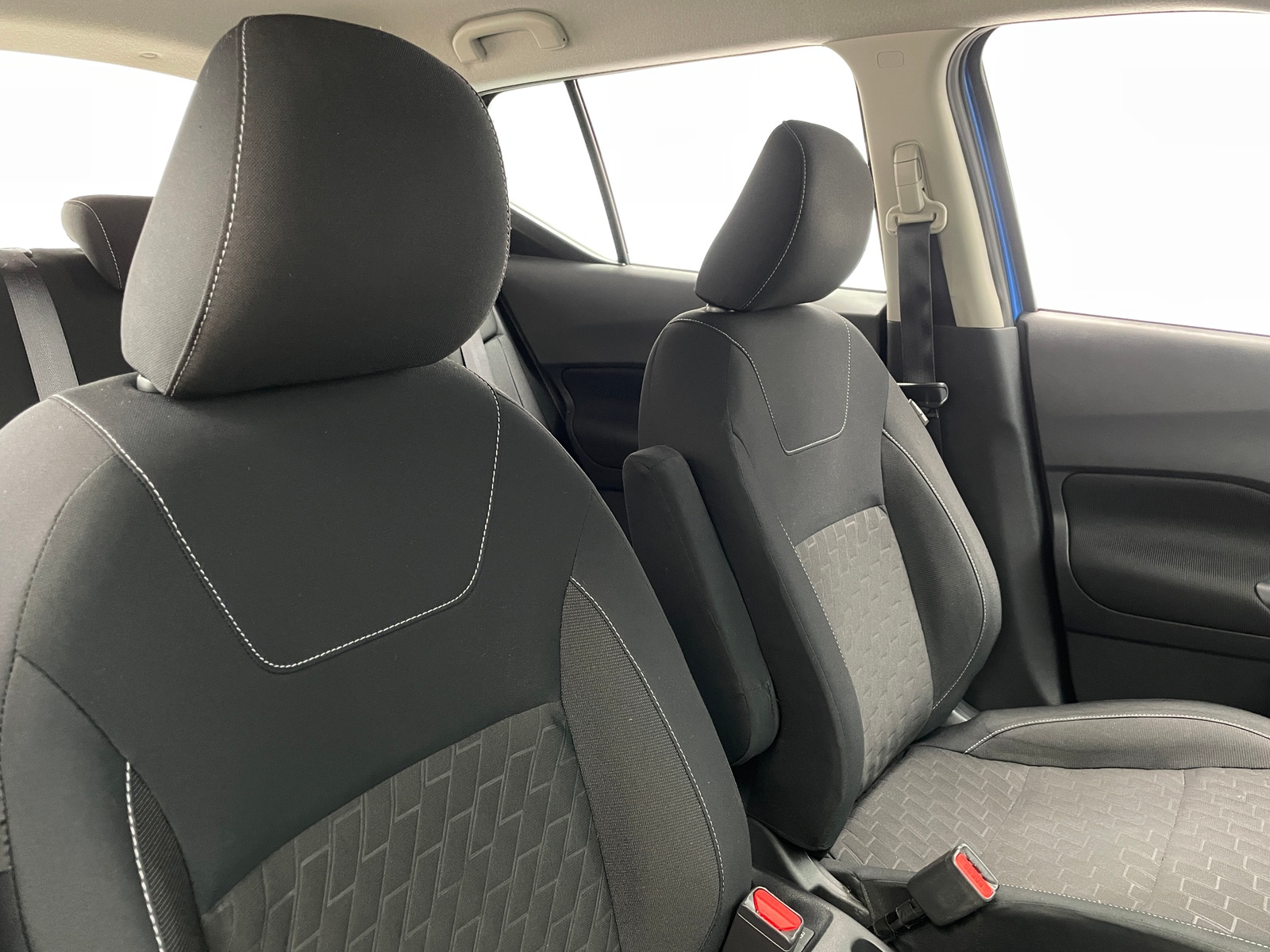 Thumbnail: 2022 Nissan Kicks - 2